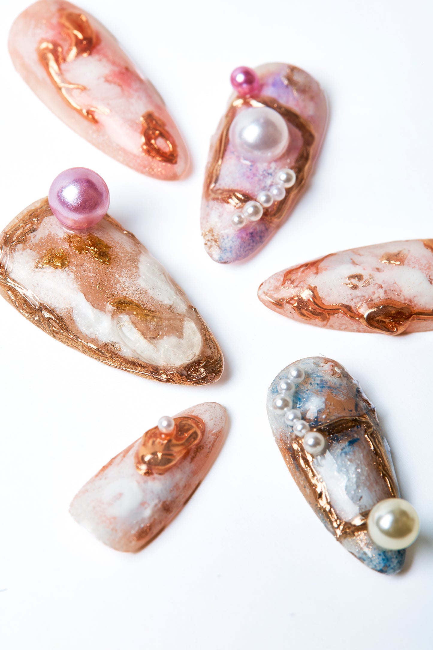 Baroque-Marble-Pearl-press-on-nails-bout-dart-studio-product-3