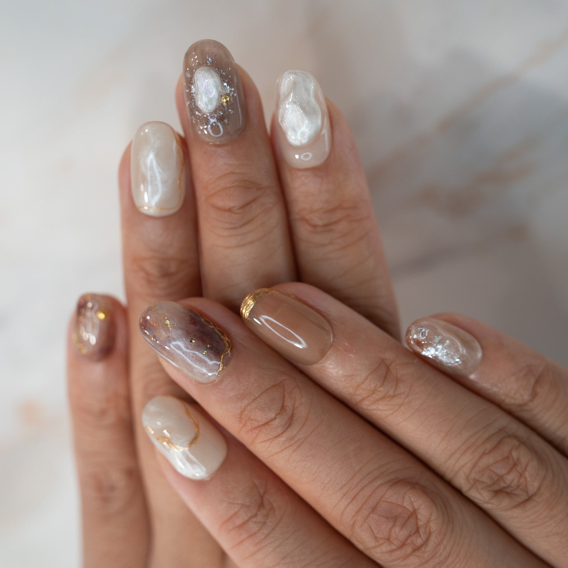 Champagne-Veil-press-on-nails-bout-dart-studio-1