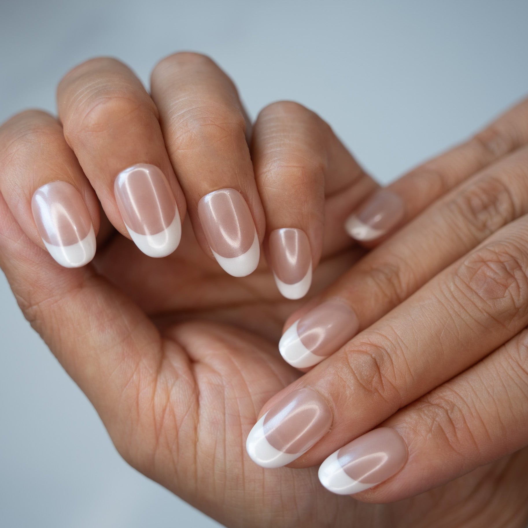 glazed-french-press-on-nails-bout-dart-studio-oval-2